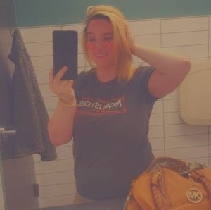 Meet your Posher, Holly ann